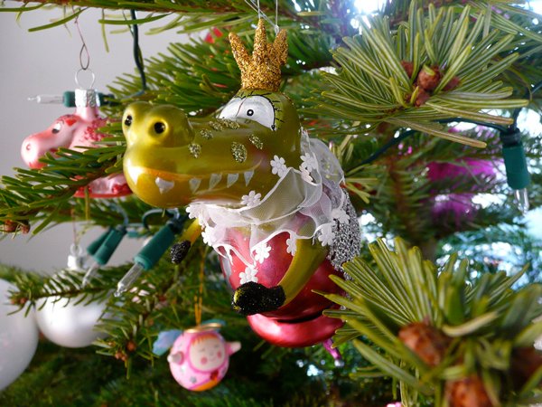 Crocodilian Christmas 600