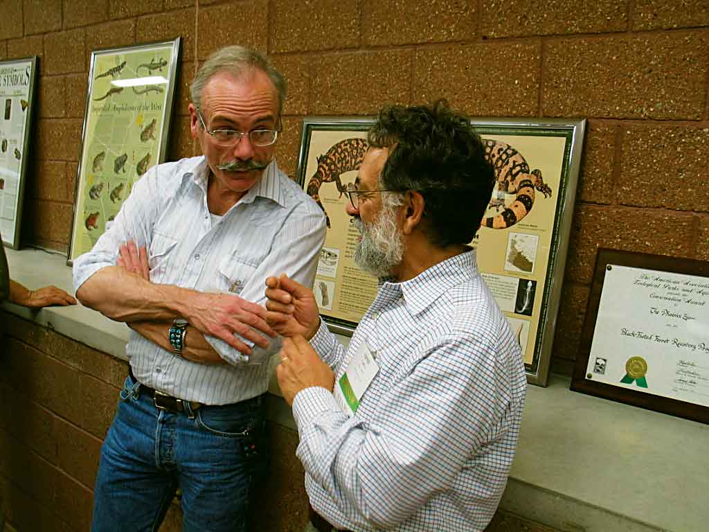 Dr. Earl Green and Ernesto Garcia talk about managing Bd