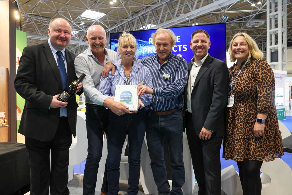 Reptile Calming Kit Wins Industry Award At Pet & Aquatics Trade Show 2026 Reptile Calming Kit Wins Industry Award At Pet & Aquatics Trade Show 2026