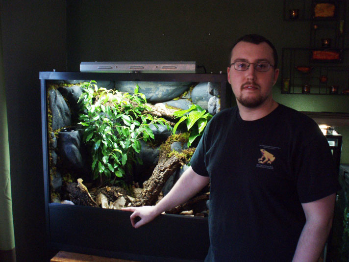 crested gecko enclosure